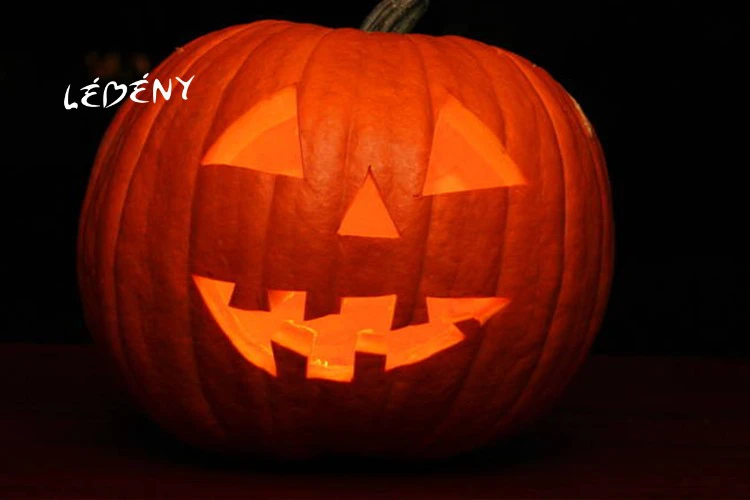 Halloween-i osztálybuli