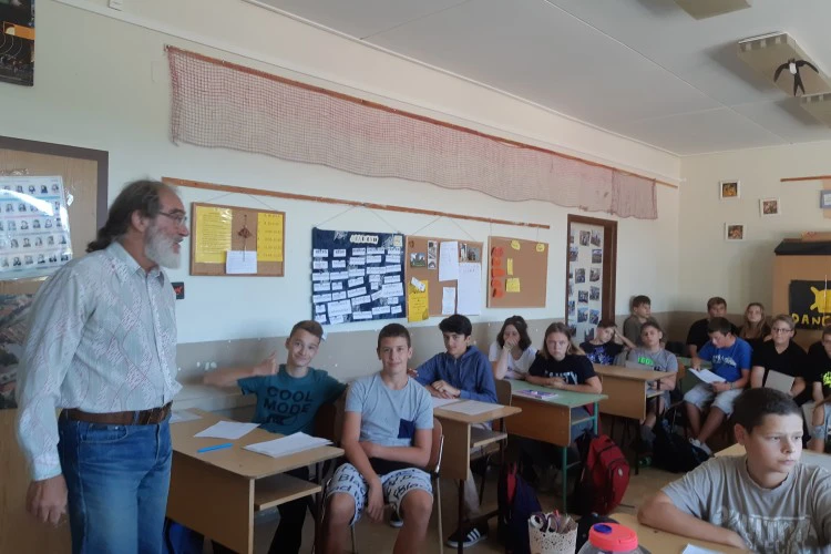 HAT-19-01-01202 Lébény, értékelő óra