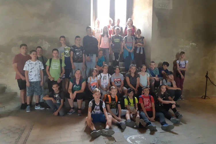 HAT-19-01-01202 Vajdahunyad, Hunyadi család emlékezete