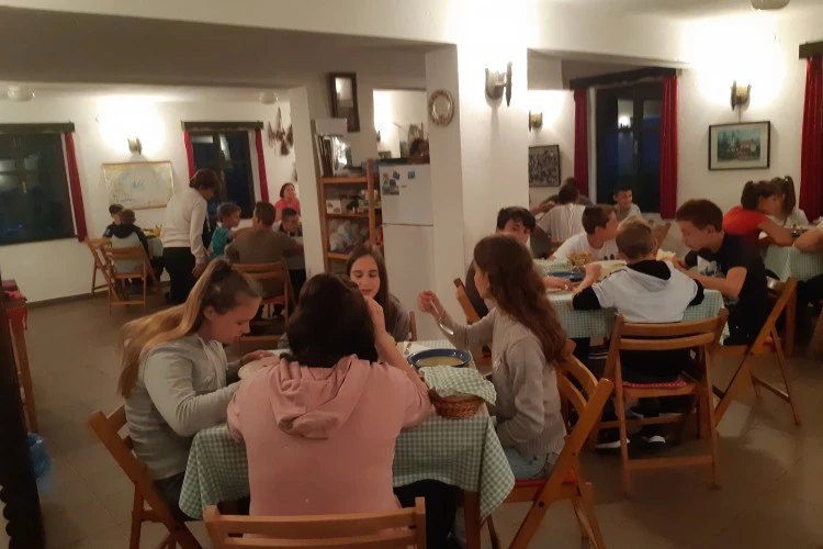 HAT-19-01-01202 Torockó – vacsora, szállás